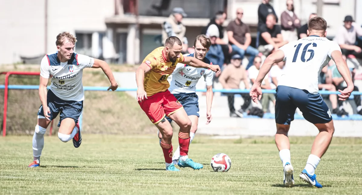 KS Wasilków wkracza w III ligę: Nowe wyzwania i pożegnanie z legendami!