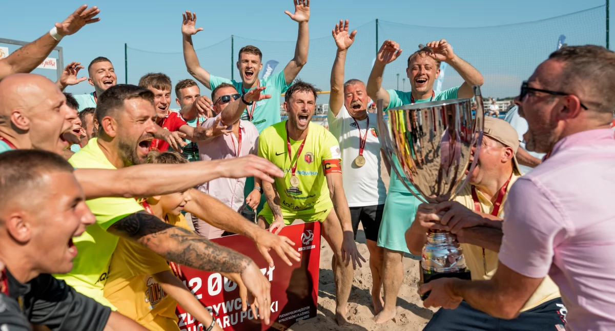 Jagiellonia z Pucharem Polski! Żółto-czerwoni najlepsi na krajowej plaży!  (update)