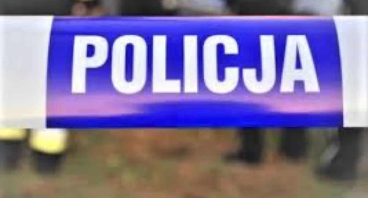 Update: Śmiertelny wypadek na drodze DK 8 Białystok - Augustów. Kierowca osóbówki wjechał pod TIR-a