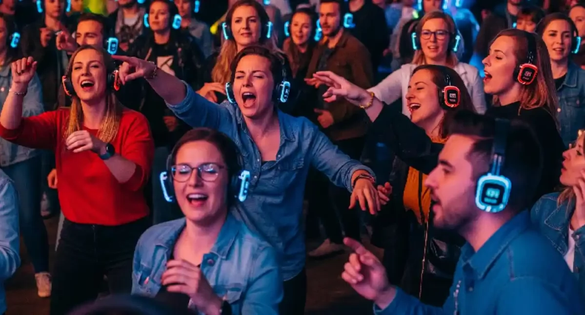 Silent Disco: Rewolucja w świecie imprez i niezapomniane wrażenia