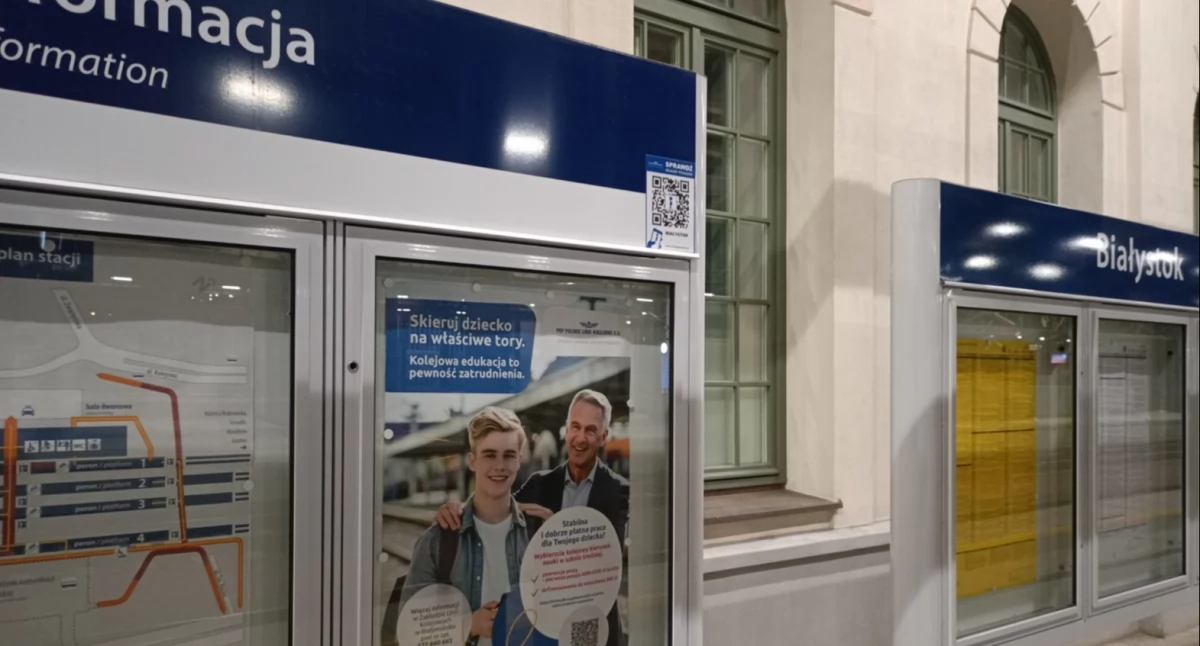 QR kody na dworcach kolejowych? PLK testują w Podlaskiem cyfrowe rozkłady jazdy