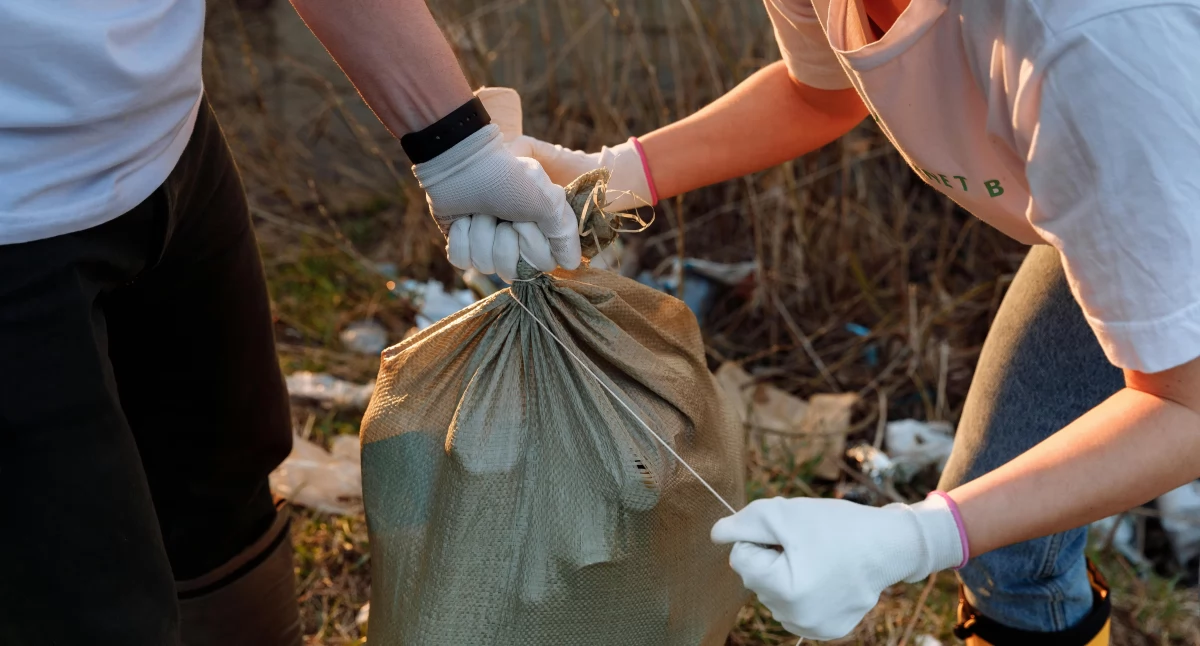 Sprzątanie Doliny Dolistówki: dołącz do akcji i pomóż naturze!