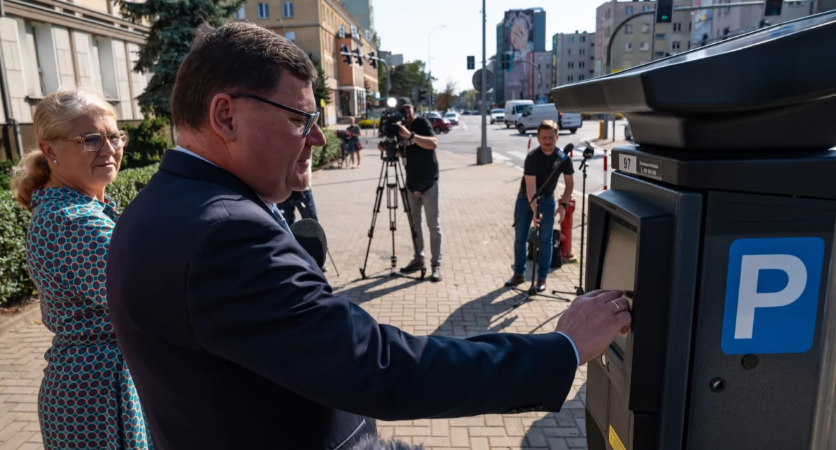 Zmiana na ulicach Białegostoku: nowoczesne parkomaty wkraczają do akcji