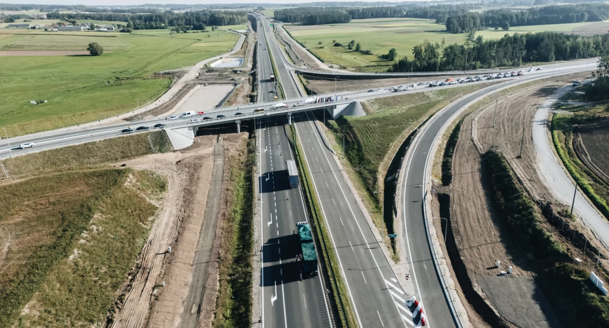 Via Baltica ukończona! Obwodnica Łomży ze spektakularnym mostem otwarta po latach wyzwań