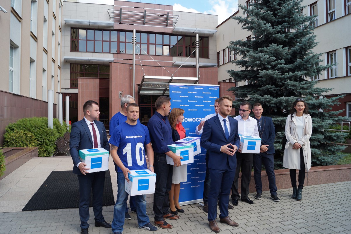 Nowoczesna też już gotowa do wyborów. Na czele - bez zmian - młody syn prezydenta Białegostoku