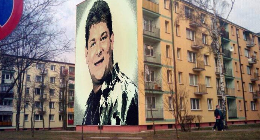 Poszukiwany pilnie wykonawca muralu. Będzie malował Zenka