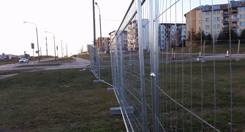 Uwaga na torach do Kleosina. Kolejne utrudnienia w związku z budową dróg