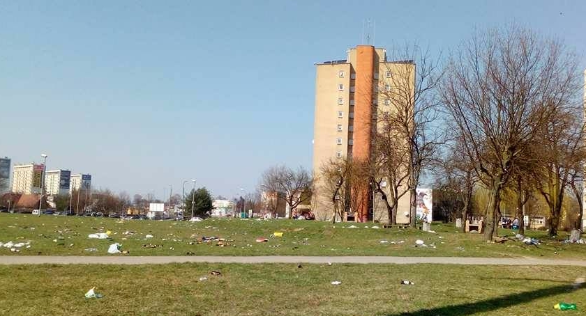 Studenci wyszli w plener. To była „kwietniówka na Polibudzie”