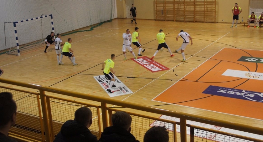 Futsal: Białystok w ekstraklasie! MOKS zapewnił sobie awans