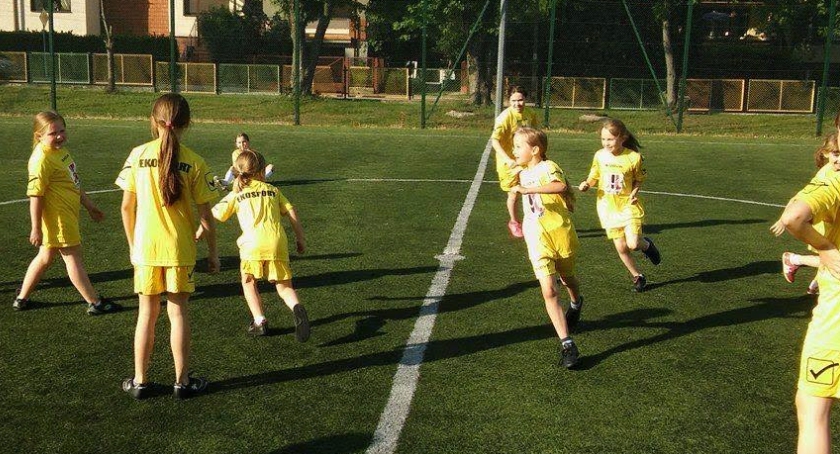 Sprawdź co się uda w Akademii Piłkarskiej Dziewcząt Ekosport