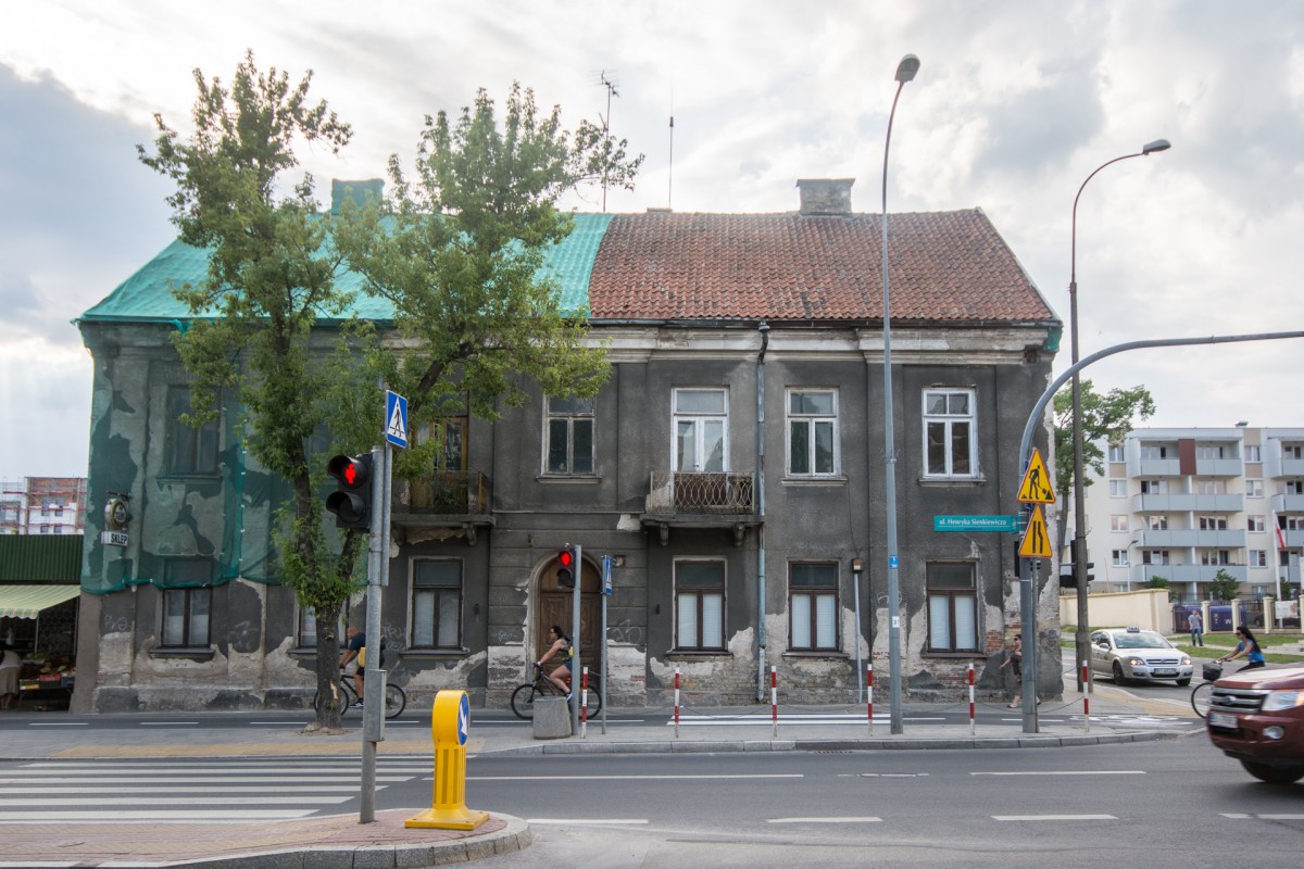 Z kolejnej kamienicy zostaną wkrótce tylko gruzy