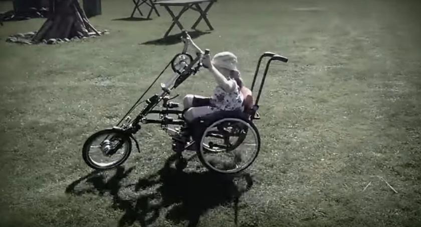 Wiktoria także chciałaby przejechać się ścieżką rowerową