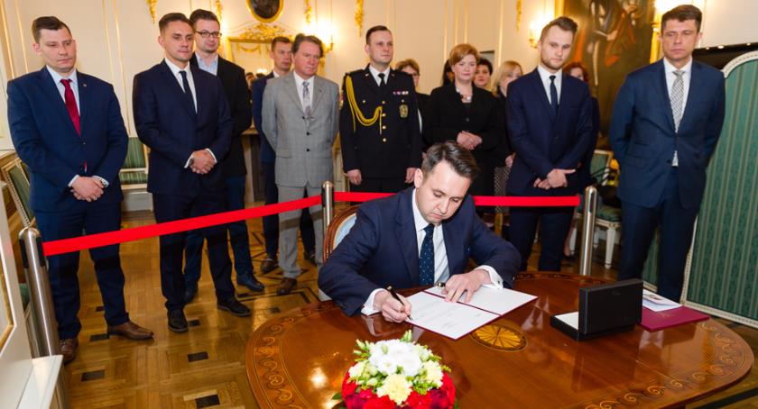 Tuchliński został zastępcą prezydenta. Z partii odeszli członkowie zarządu