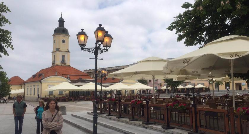Prąd kupiony taniej, więc latarnie mogą palić się w dzień