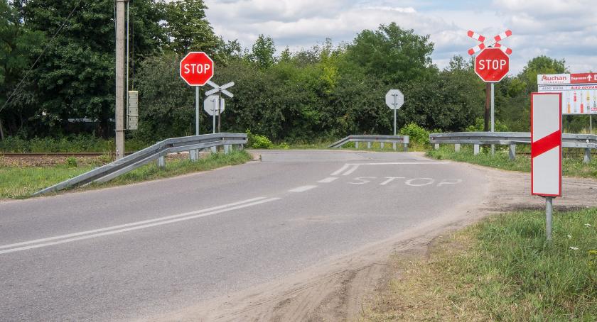 Zapomniany przez Boga i urząd przejazd w końcu doczeka się remontu?