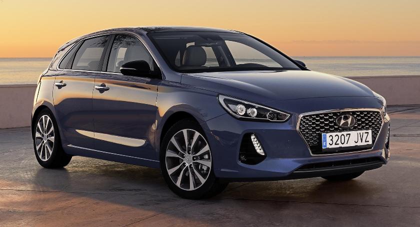Nowy Hyundai i30 jako atrakcyjne auto na wynajem. Można je sprawdzić także podczas jazd testowych