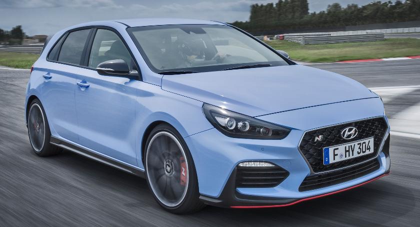 Sportowy charakter i wysokie osiągi. Pierwsze tego typu auto Hyundaia wkrótce trafi do sprzedaży