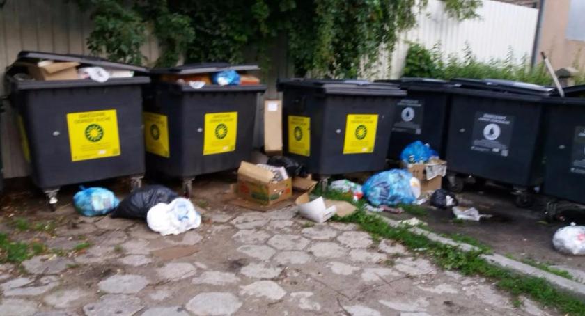 Co tydzień taki sam bałagan. Mieszkańcy tracą cierpliwość