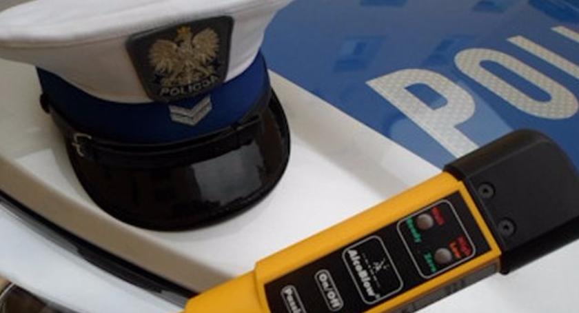 O 7 kierowców mniej. Stracili prawa jazdy za jazdę na podwójnym gazie