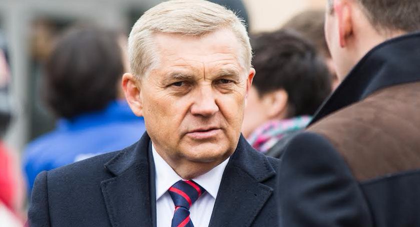SKANDAL! Tadeusz Truskolaski chce wpływać na publikacje w DDB!