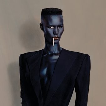 Figury cyborga: Josephine Baker i Grace Jones