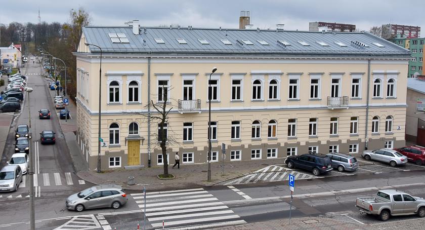 Budynek dla pozarządówek prawie jak lotnisko