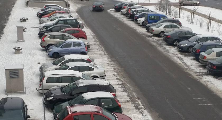 Prawo na co dzień: Poranne odśnieżanie czyli mróz, śnieg i samochód