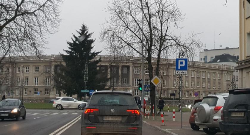 Tu się ruch zatyka nawet bez szczytu porannego czy popołudniowego