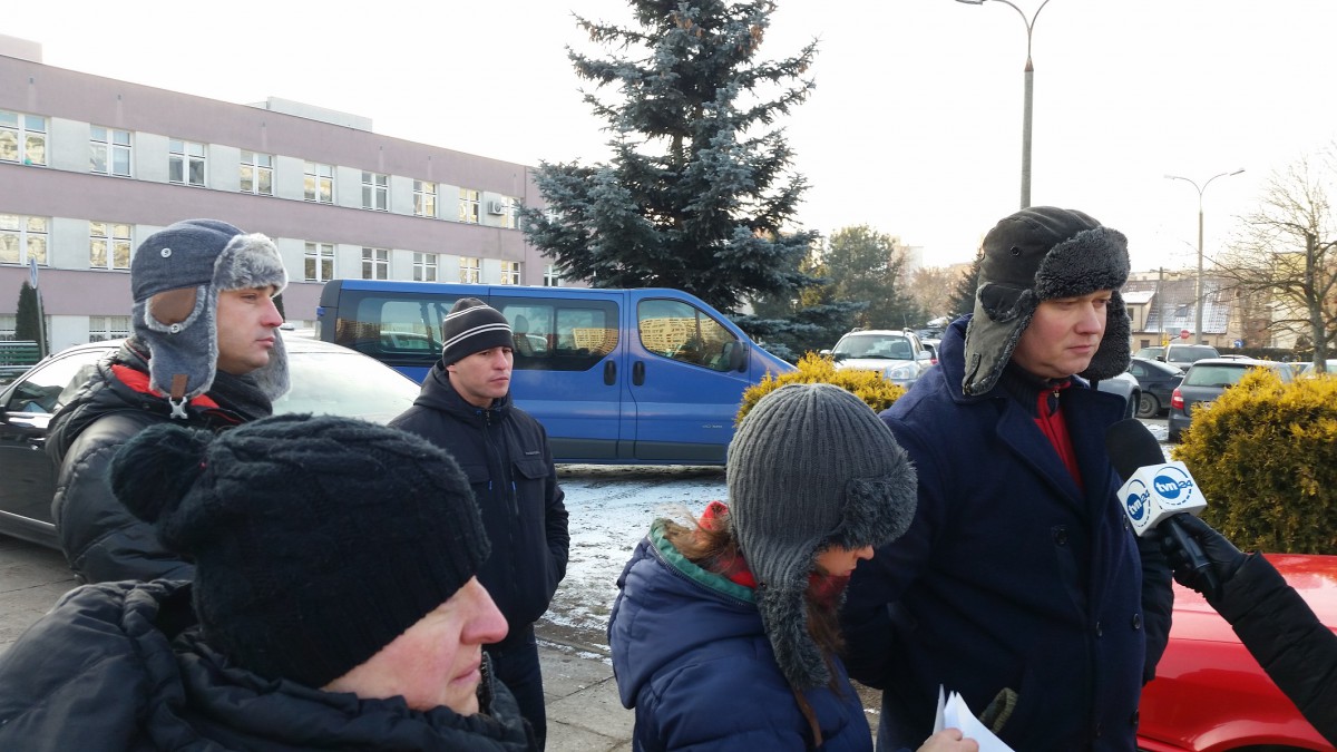 Rodzice zmarłego Bolka walczą o sprawiedliwość. Do sądu już nie przychodzą, proszą o pomoc rządzącyc