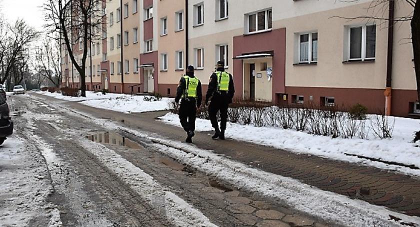 Straż miejska przypomina, że na zdjęciach należy prezentować się po mistrzowsku