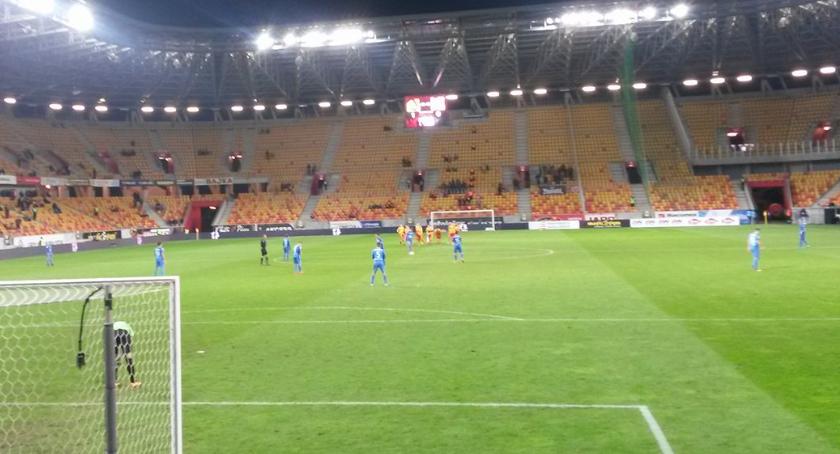 Jagiellonia gra towarzysko i szuka wzmocnień. W piątek wraca do Polski