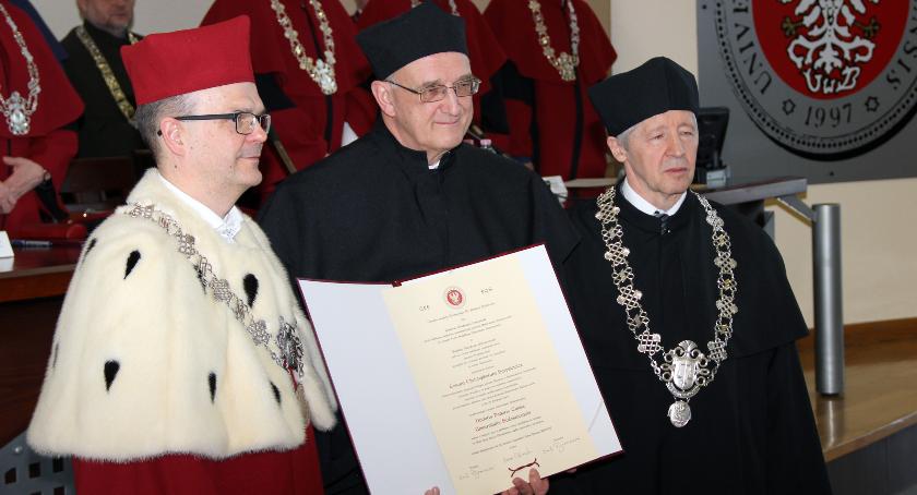 Prof. sir Leszek Borysiewicz doktorem honoris causa Uniwersytetu w Białymstoku