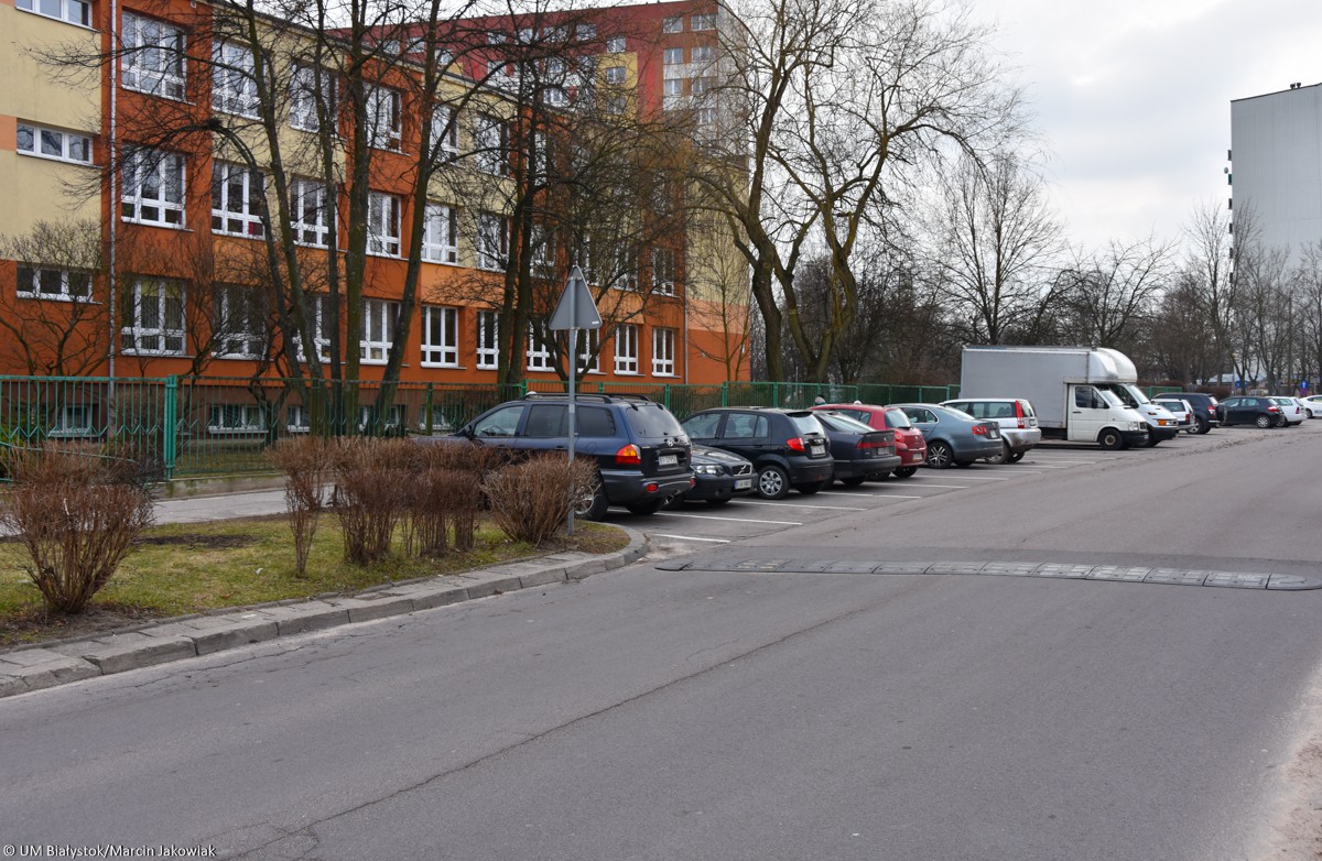 Do końca października przybędzie około 250 miejsc postojowych