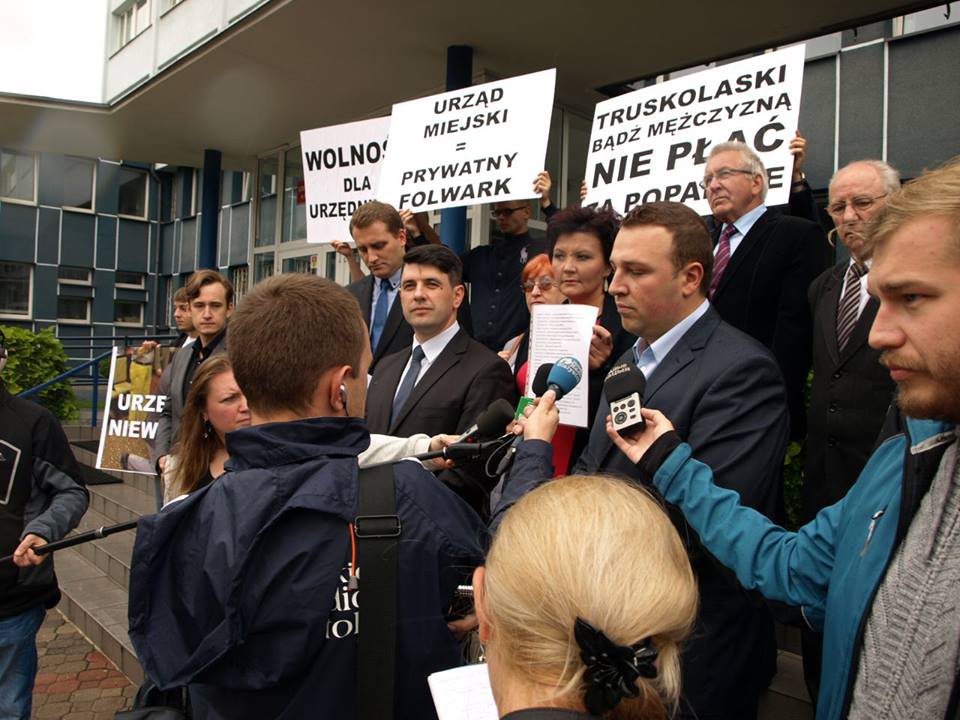 Z niewolnika da się zrobić robotnika