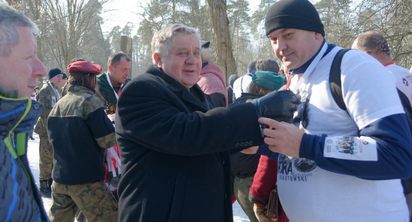 Kontrowersyjne medale? O nie! Dostał je każdy uczestnik biegu