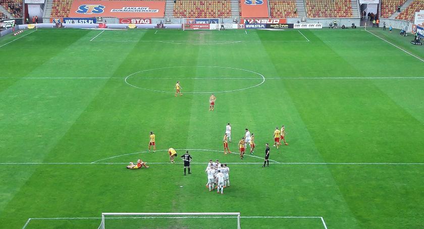 Jagiellonia - studium niemocy. Płakało nad nią nawet niebo