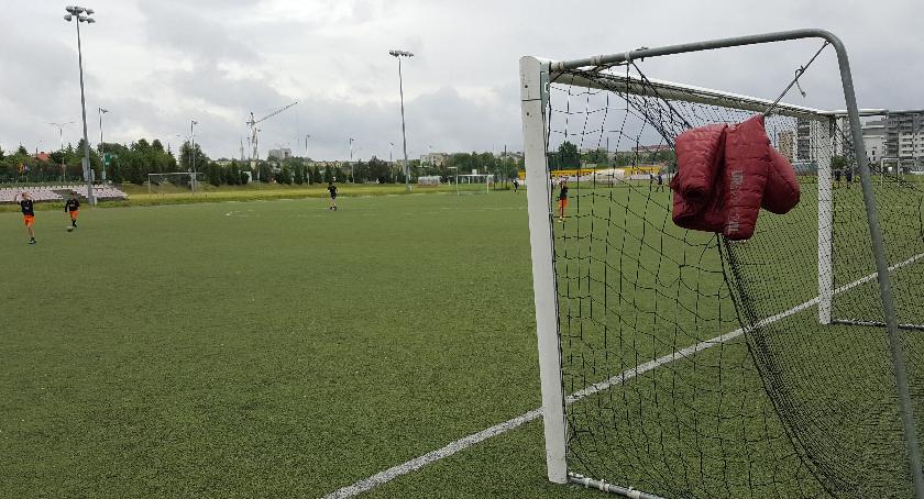 Derbowy hit juniorów