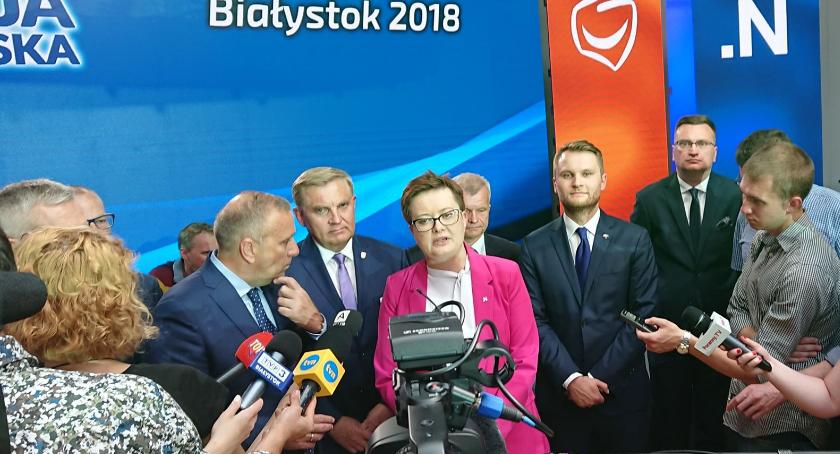 Warszawa zjechała, żeby poprzeć prezydenta, który nie chce realizować celów z Warszawy