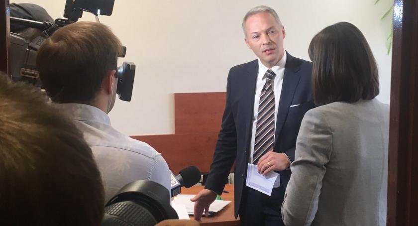 Wejście czy najście? Padły pytania o nagrody