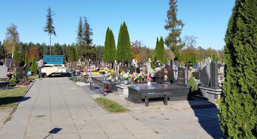Lepiej żyć, nie umierać. Za kilka lat skończy się miejsce na cmentarzach