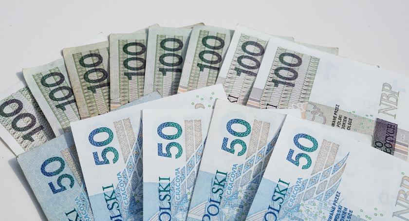 Pieniądze do wzięcia. ZUS ogłosił konkurs dla firm