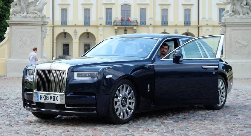 Rolls-Royce Phantom - jazda za grubo ponad dwa miliony [ZDJĘCIA]
