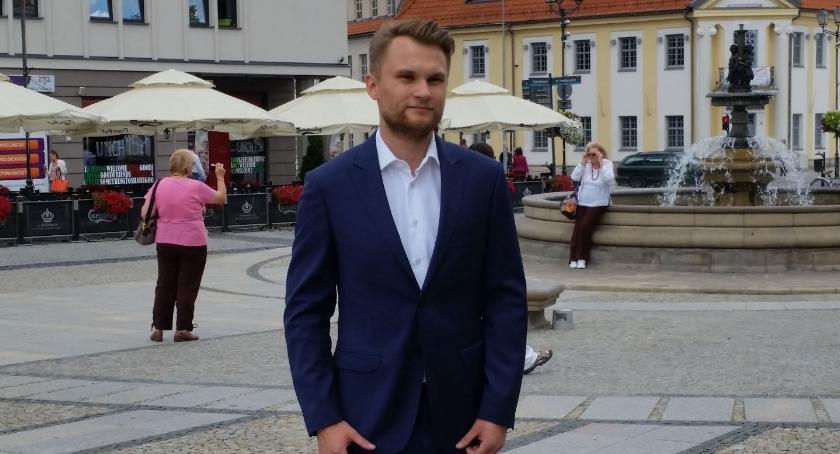Absurdy prezydentowicza czyli poseł Truskolaski na trybunie