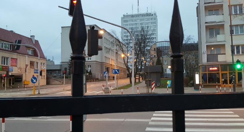 Taka gmina: Słowo, wiara i pieniądze 