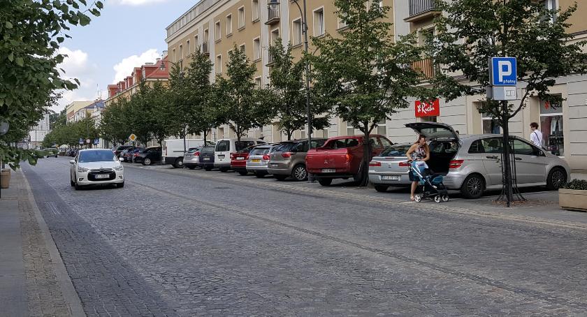 Drogie parkowanie na razie nas nie czeka, ale…