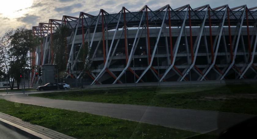 Kibice będą czekać przed meczem. Trzeba w końcu znaleźć patrona Stadionu Miejskiego