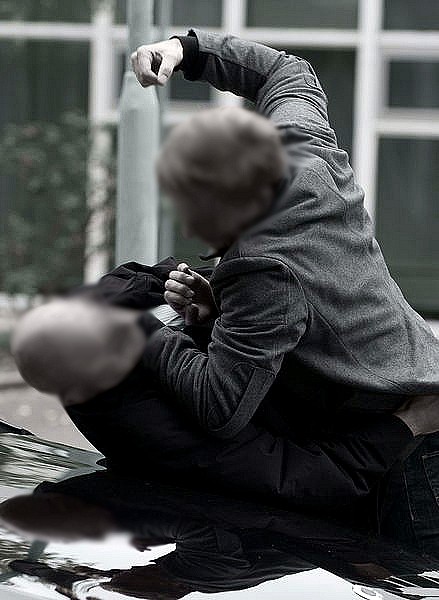 Policjant w czasie wolnym od służby pomógł w zatrzymaniu sprawców rozboju