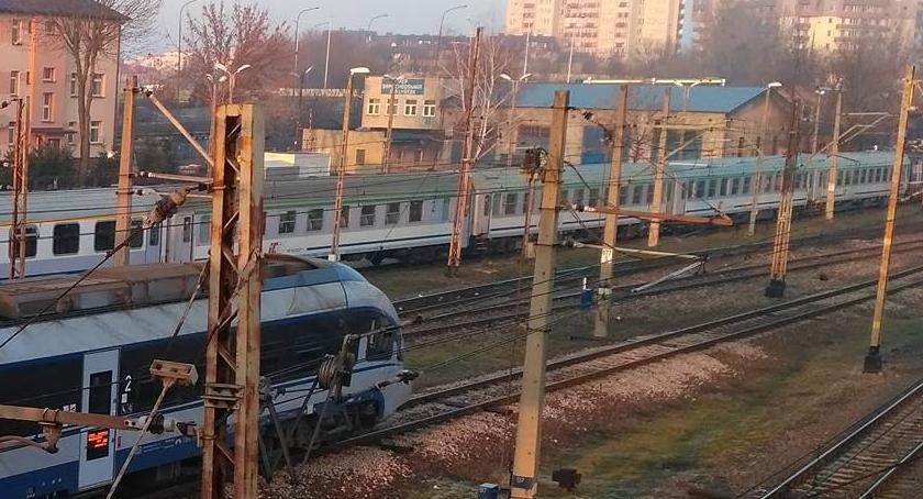 Zerwana trakcja pod Szepietowem. PKP uruchamia komunikację zastępczą