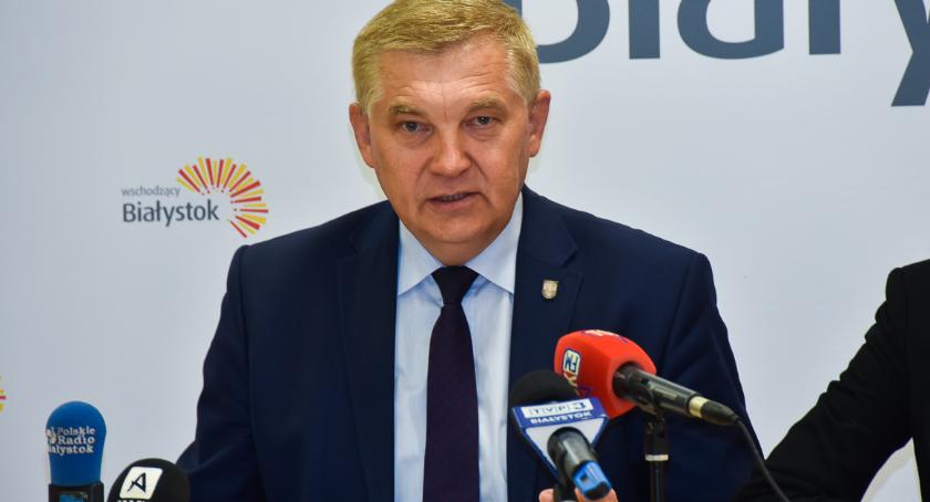 Prezydent powołał zastępców. Na razie trzech