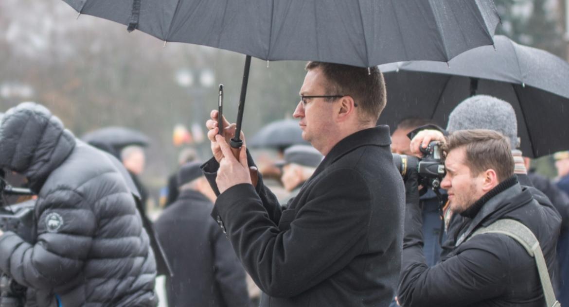 Sekretarka radnych się znalazła. To Rafał Rudnicki